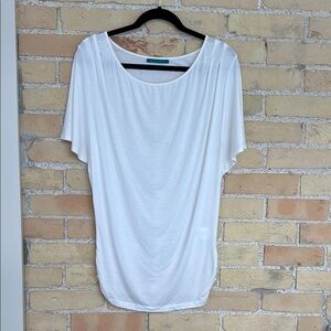 Velvet by Graham and Spencer Elegant Women's Top